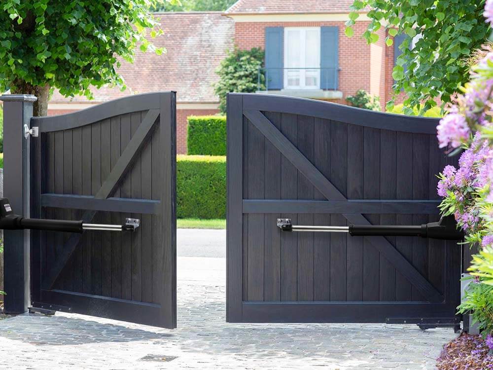 Swing gate featuring RITROX RX602 opener with high-quality aluminum arms, suitable for double gates up to 5.5m, ideal for garageway use.